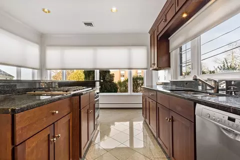 1710 Highland Ave, Fall River, MA 02720 photo 15
