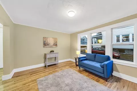 17-19 Braddock St, Springfield, MA 01109 photo 8