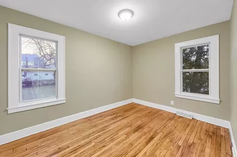 17-19 Braddock St, Springfield, MA 01109 photo 27