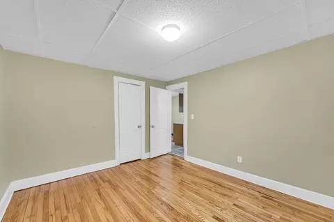 17-19 Braddock St, Springfield, MA 01109 photo 26