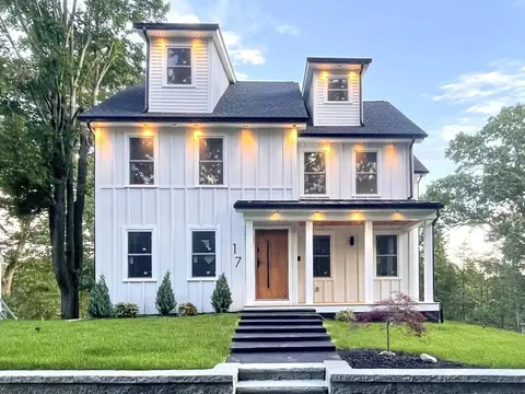 17 Gayland Rd, Needham, MA 02492