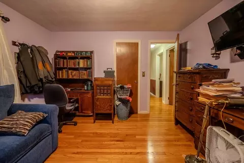 109 Dewitt St, Springfield, MA 01129 photo 16