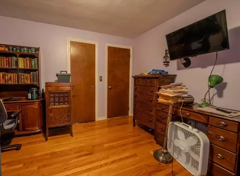 109 Dewitt St, Springfield, MA 01129 photo 17