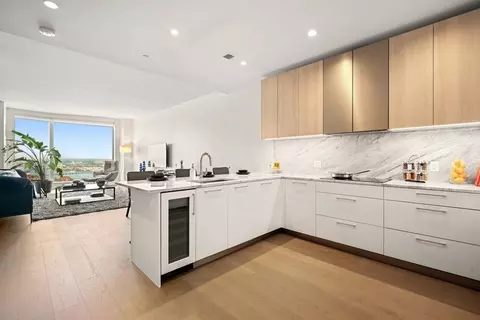 240 Devonshire St #4803, Boston, MA 02110