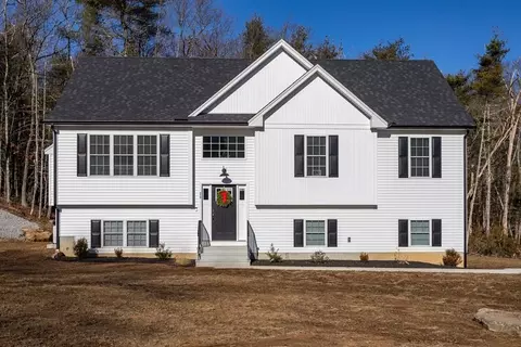 20 Mashapaug Rd, Sturbridge, MA 01566