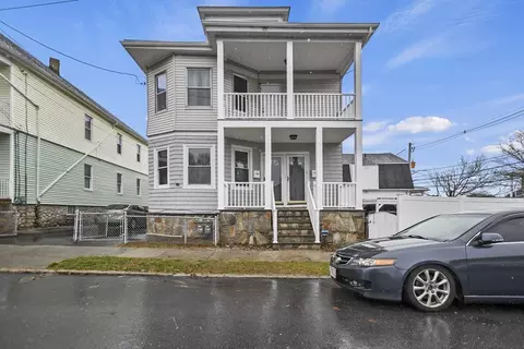 135-137 Clara St, New Bedford, MA 02744