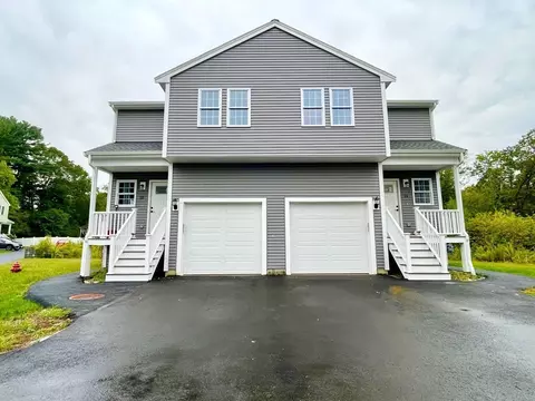 55 Hamlen St #2B, Taunton, MA 02780