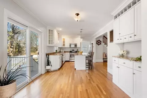 5 Abbot Ct, Marblehead, MA 01945 photo 9