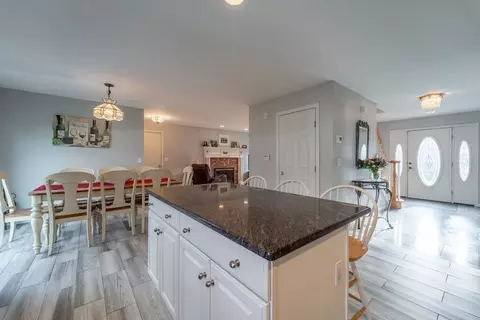 2 Bailin Dr, Worcester, MA 01604 photo 13