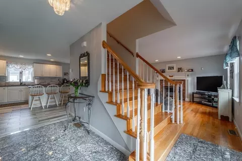 2 Bailin Dr, Worcester, MA 01604 photo 10