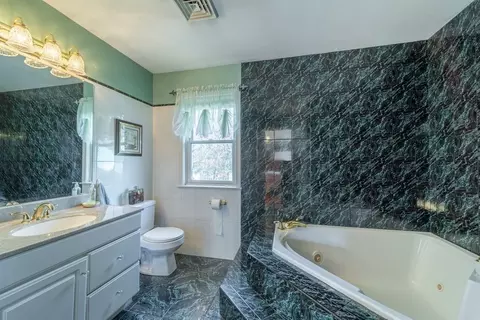 2 Bailin Dr, Worcester, MA 01604 photo 27