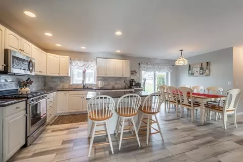 2 Bailin Dr, Worcester, MA 01604 photo 11