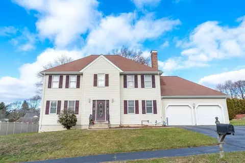 2 Bailin Dr, Worcester, MA 01604