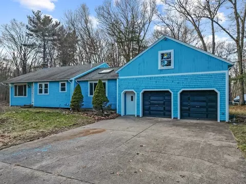8 Roger Rd, Easton, MA 02375