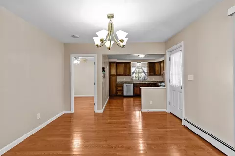 30 Arizona St, Fall River, MA 02723 photo 17