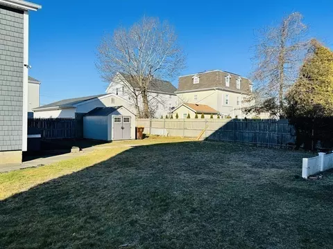 30 Arizona St, Fall River, MA 02723 photo 13