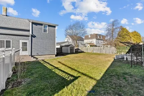 30 Arizona St, Fall River, MA 02723 photo 7