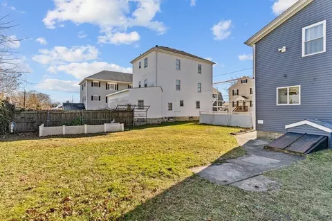 30 Arizona St, Fall River, MA 02723 photo 11