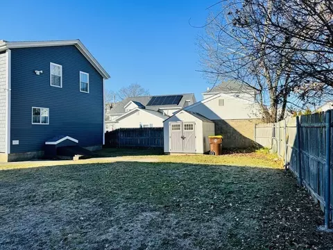 30 Arizona St, Fall River, MA 02723 photo 8