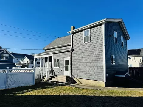 30 Arizona St, Fall River, MA 02723 photo 4