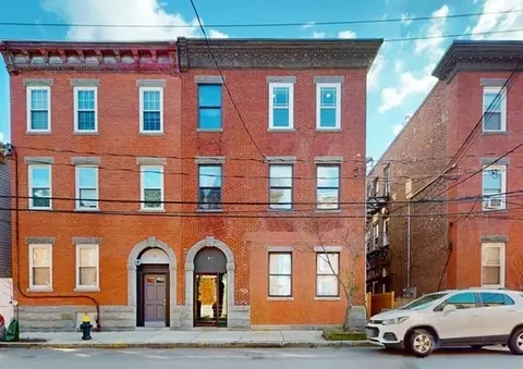 67 Frankfort St #101, Boston, MA 02128