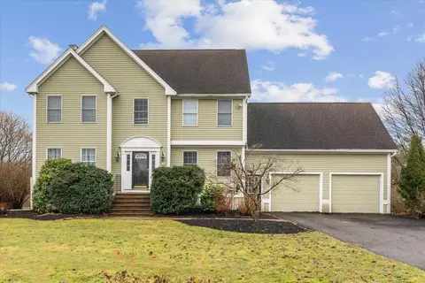 150 Moffett St, Lancaster, MA 01523