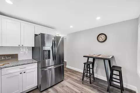 70 Kirk Dr, Springfield, MA 01109 photo 13