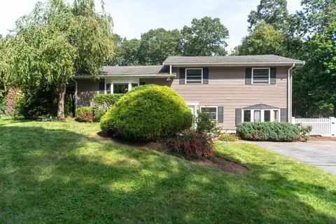 95 N Main St, Easton, MA 02356