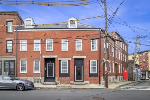 80 Park St, Chelsea, MA 02150