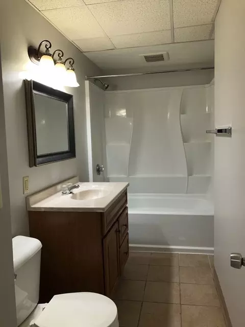 41 Barclay St, Worcester, MA 01604 photo 18