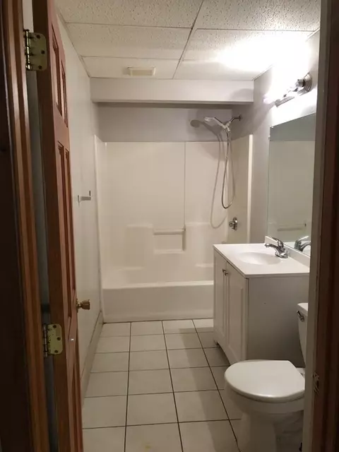 41 Barclay St, Worcester, MA 01604 photo 3