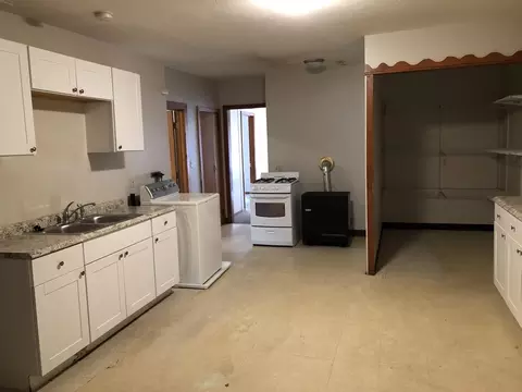 41 Barclay St, Worcester, MA 01604 photo 2