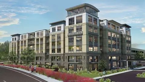 201 Elliott St #303, Beverly, MA 01915