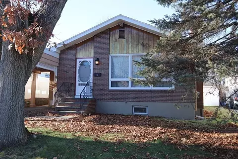 18 Marden St, Saugus, MA 01906