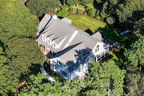 30 Marsh Side Dr, Yarmouth, MA 02675