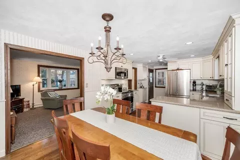 6 Oakland Rd, Reading, MA 01867 photo 10
