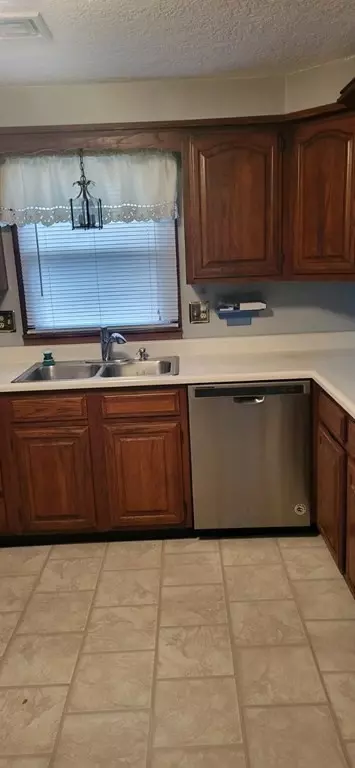 1205 Page Blvd, Springfield, MA 01104 photo 7
