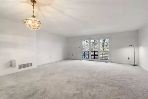 1 Oak Ridge Dr #4, Maynard, MA 01754 photo 7
