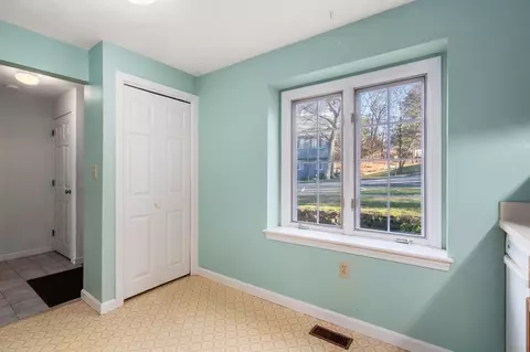 1 Oak Ridge Dr #4, Maynard, MA 01754 photo 11