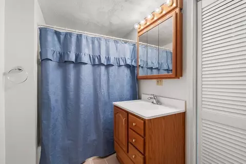 1 Oak Ridge Dr #4, Maynard, MA 01754 photo 23