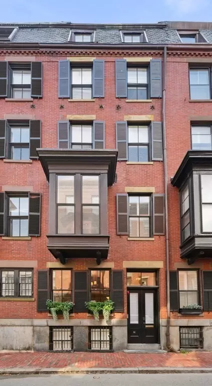 32 River St, Boston, MA 02108