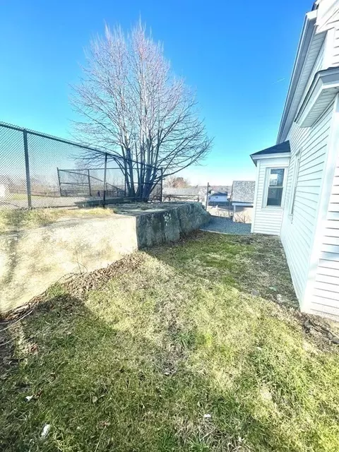 2530 S Main St, Fall River, MA 02724 photo 7