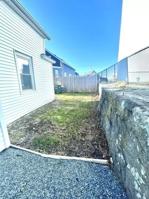 2530 S Main St, Fall River, MA 02724 photo 6
