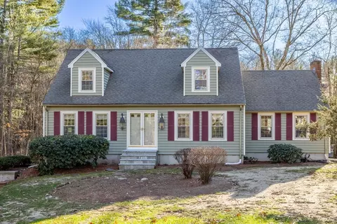 6 Zeus Dr, Chelmsford, MA 01824