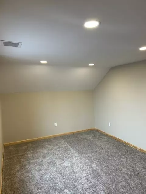 126 Arizona St, Fall River, MA 02723 photo 38