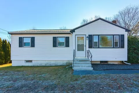 56 Phillip Dr, Bellingham, MA 02019