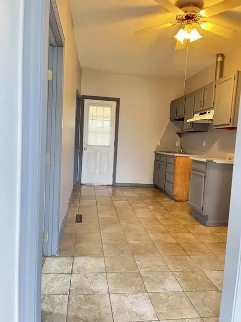 360 Chicopee, Chicopee, MA 01013 photo 4