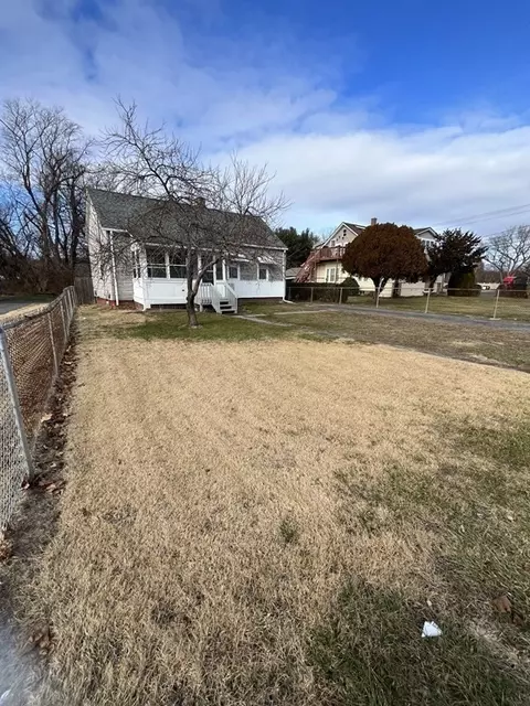 360 Chicopee, Chicopee, MA 01013 photo 17