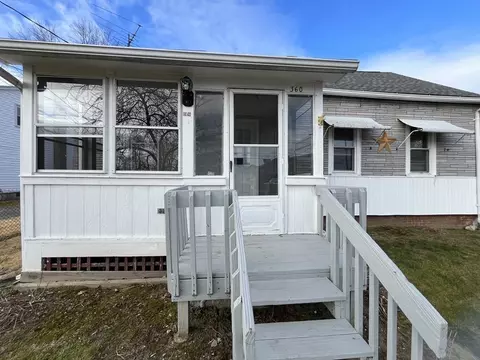 360 Chicopee, Chicopee, MA 01013 photo 2