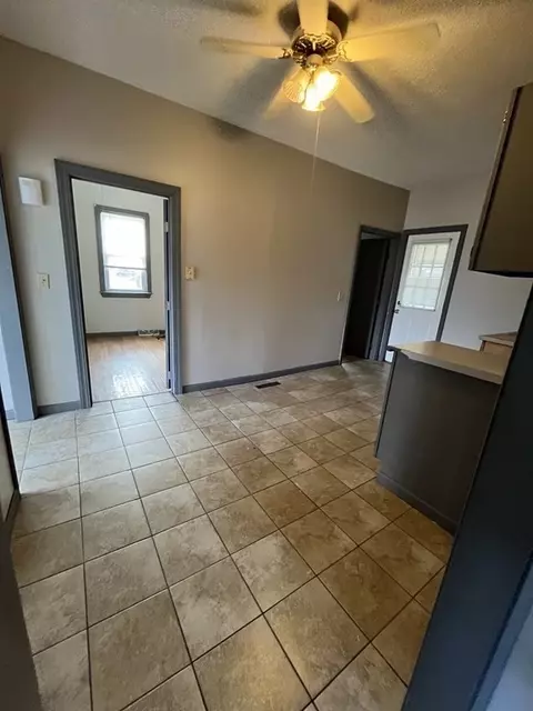 360 Chicopee, Chicopee, MA 01013 photo 9